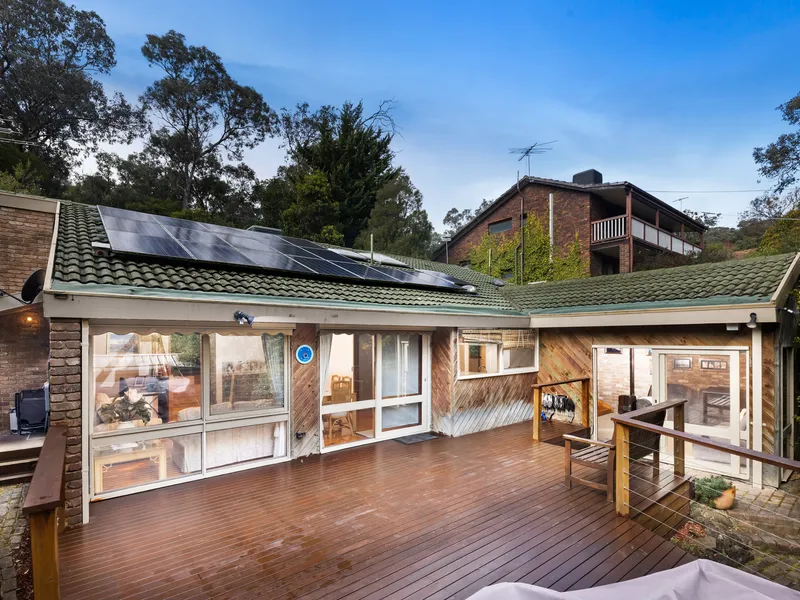 Gorgeous Family Living, Set Amongst Warrandyte Greenery