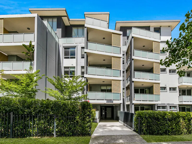 Leafy Green, Sunlit Modern Apartment, Ready to Move In