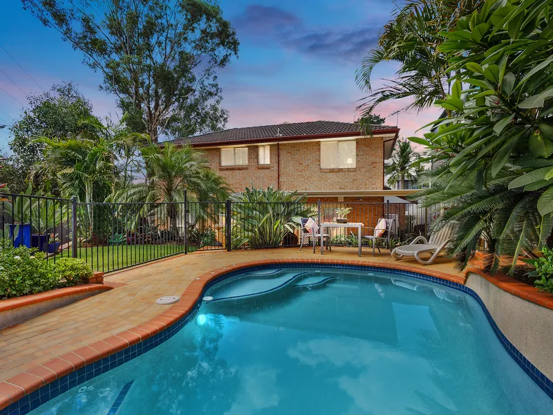 Superb Family Home with Tropical Inspired Entertainers Oasis