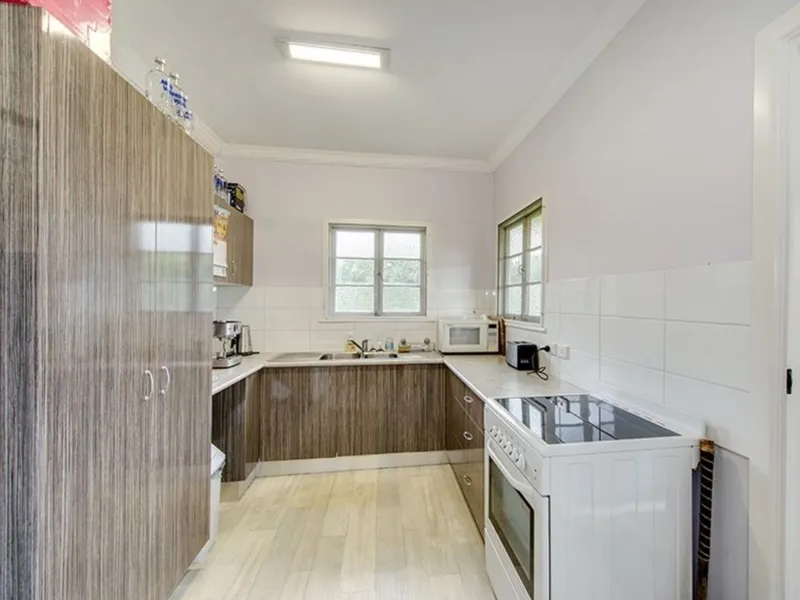 River front 2.33 Hectares 