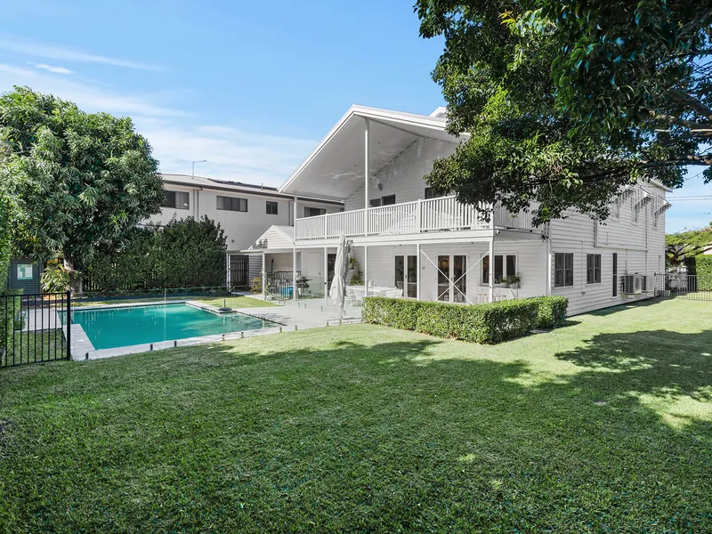 QUINTESSENTIAL HENDRA FAMILY HOME