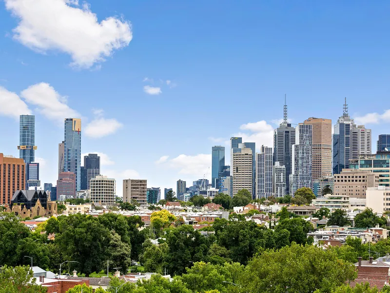 Magnificent living, lifestyle and city views