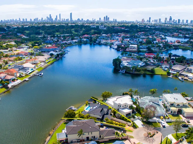 DUE NORTH - 38.6 METRES TO WATER