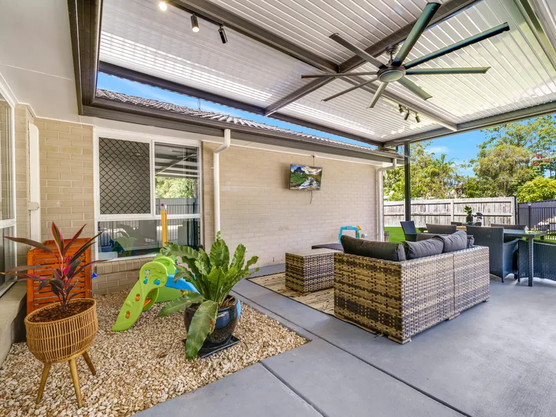 YOUR FOREVER HOME IN LOGANLEA