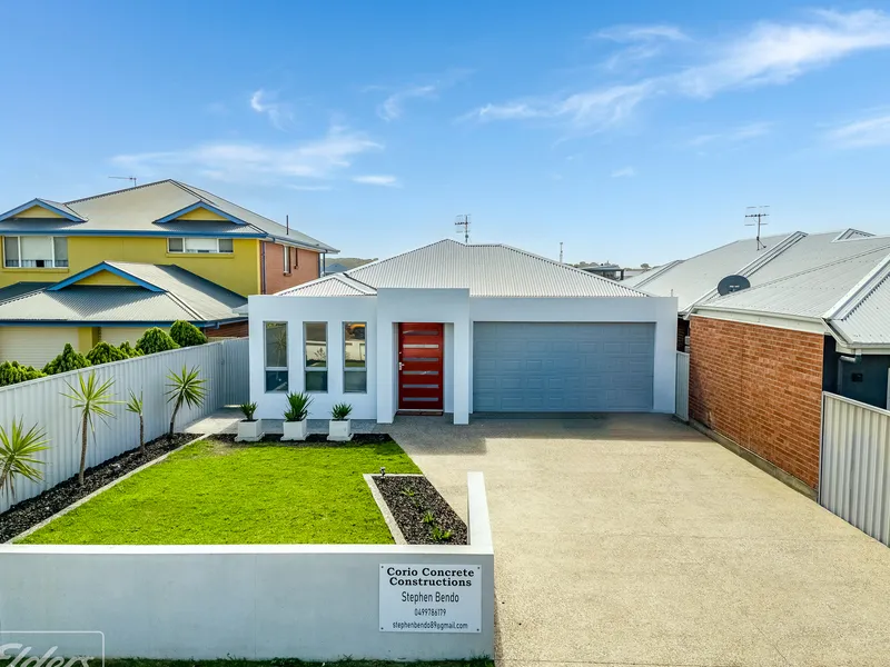 Where water and sky greet you every day