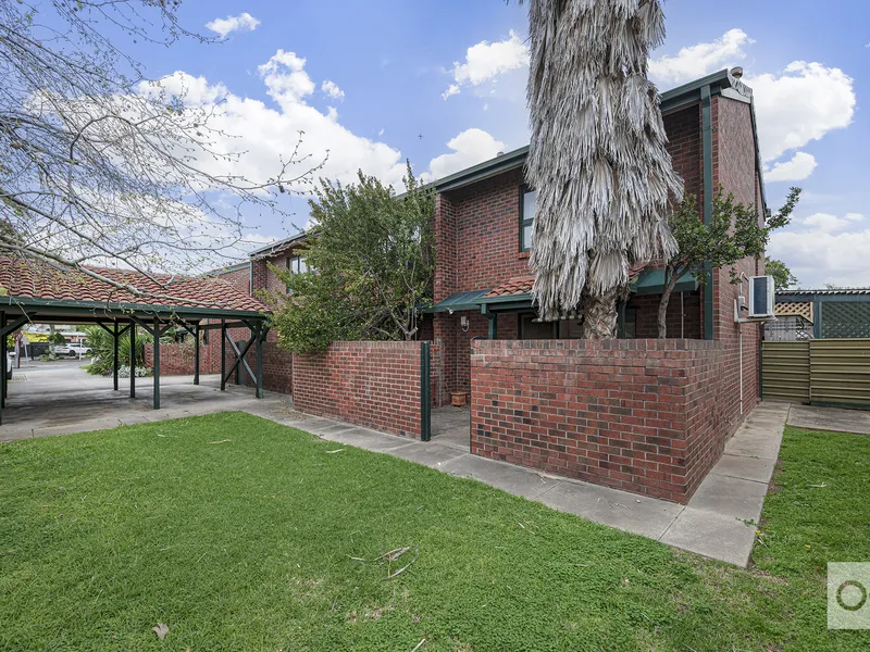 Renovated two-bedroom townhouse