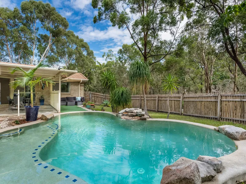 Peaceful Sanctuary Opposite Scenic Bushland 