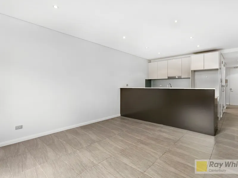 Contemporary living in a cosmopolitan urban hub