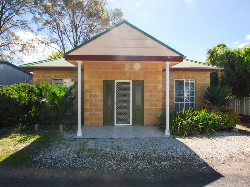 TWO BEDROOM HOME CLOSE TO CBD