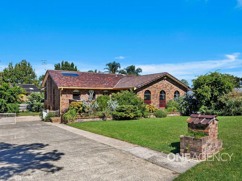 ENORMOUS HOME BRIMMING WITH POTENTIAL