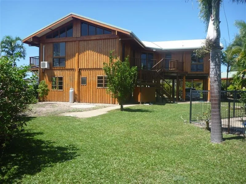 Super Size Pole Home - South Mission Beach