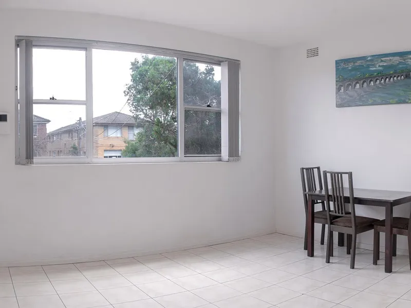 Furnished 2bedroom unit in Kingsford for rent