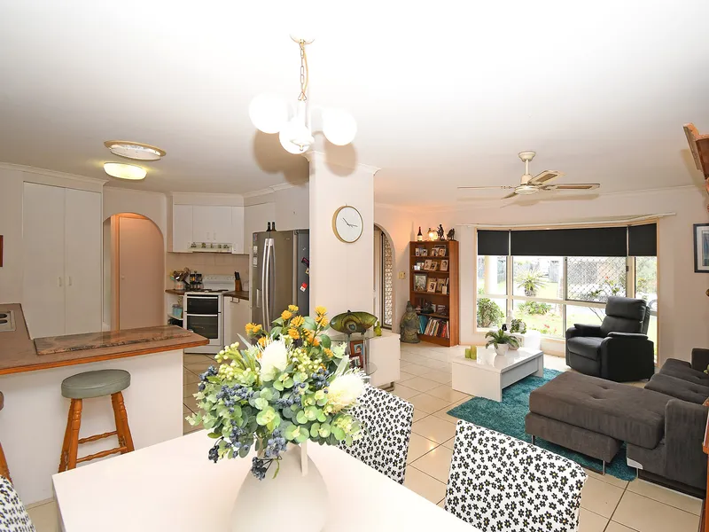 QUIET COASTAL LIFESTYLE!