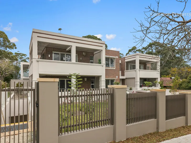 Light and bright North facing apartment