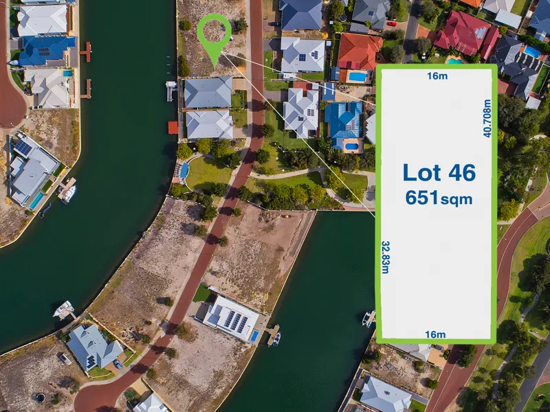 Canal Views with Jetty Infrastructure