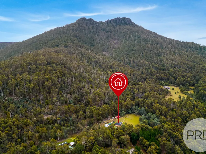 Serene Acreage Property with Fabulous Dual Living Option
