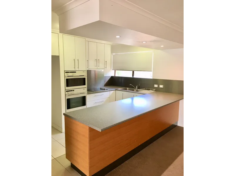 Ultimate Toowong Lifestyle - with pool
