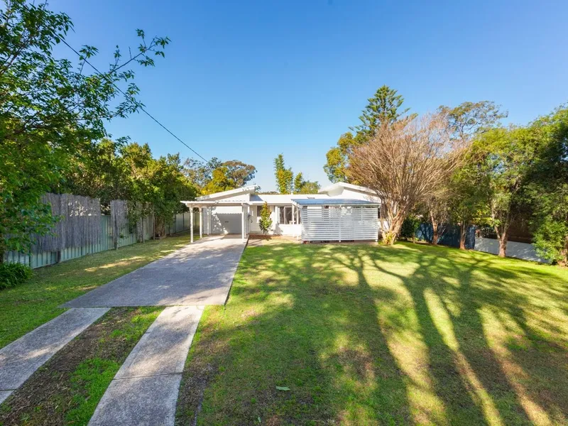 THREE BEDROOM HOUSE ON LARGE BLOCK