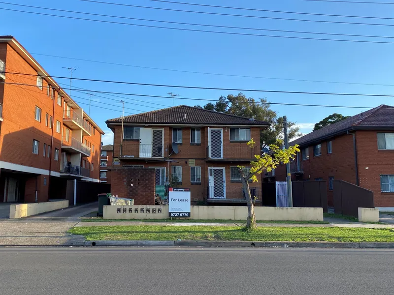 2 Bedroom Renovated unit on Ground floor