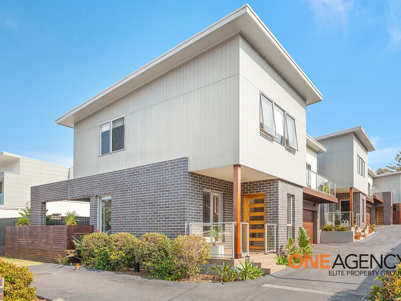 IMMACULATE RETREAT STEPS FROM ALL CONVENIENCES