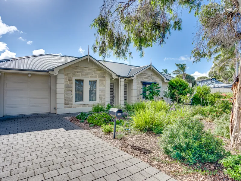Central Goolwa - Torrens Title Villa