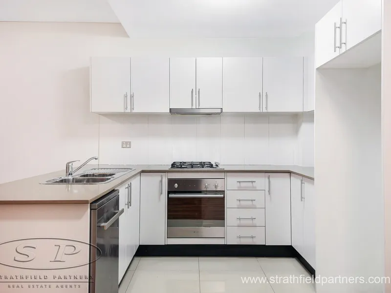 Open Plan, Perfect Location