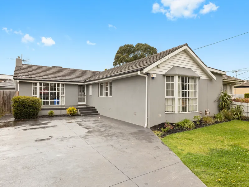 Spacious, stylish & centrally positioned