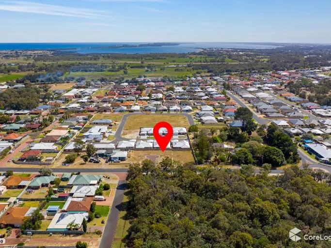 Real Estate in Glen Iris at This Price!!
