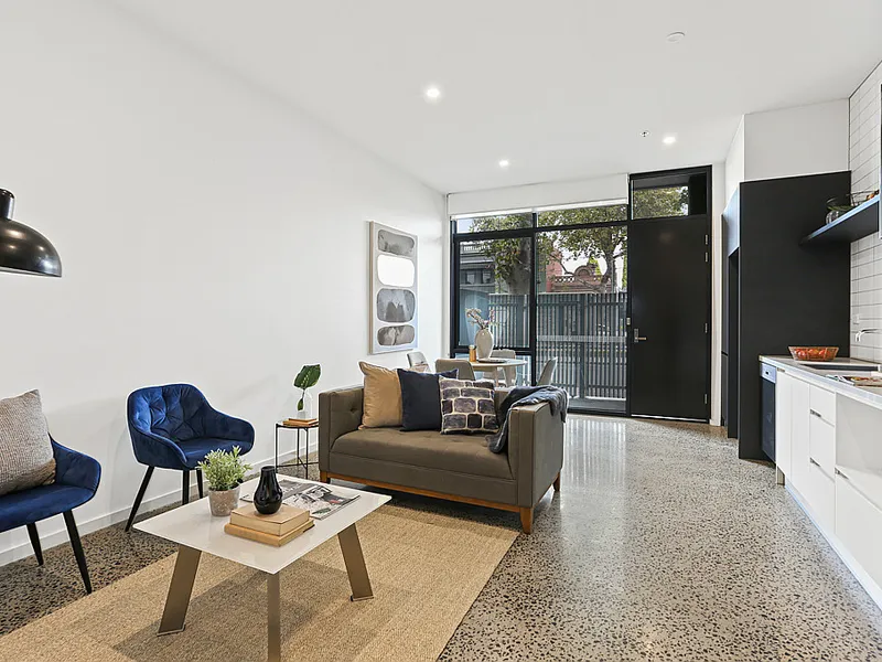 Enormous One Bedroom Apartment