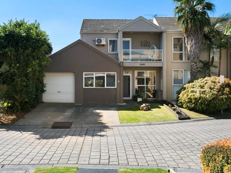 Lifestyle Perfection in Prime Position