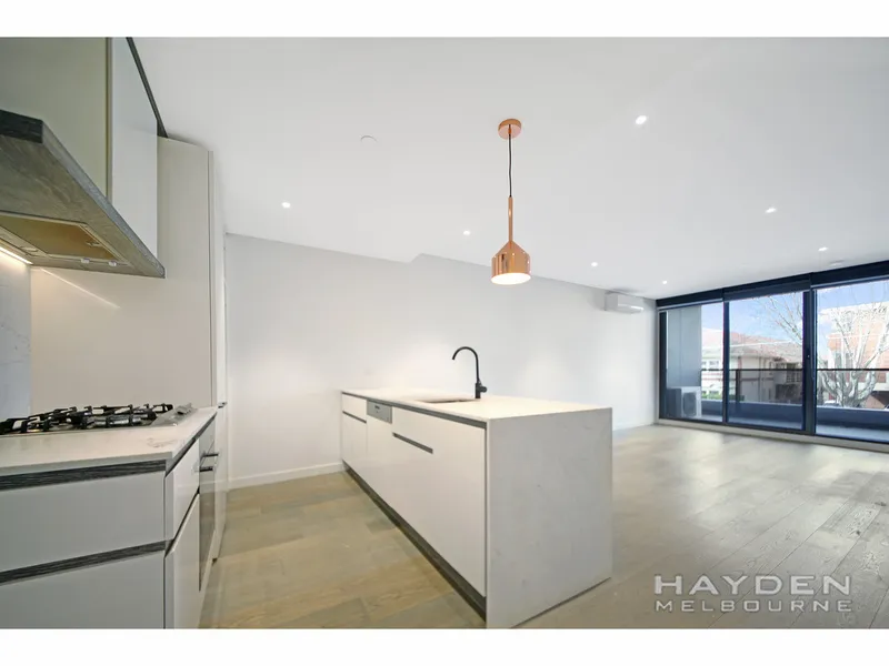 Stunning 2 bedroom apartment in the heart of Elwood