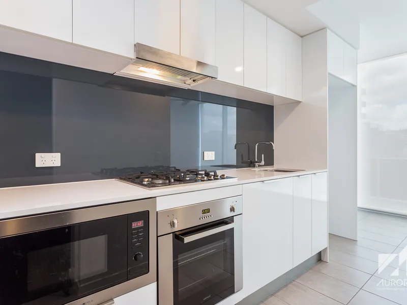 1 Bed with Balcony - NO CAR SPACE  from $350 Per Week