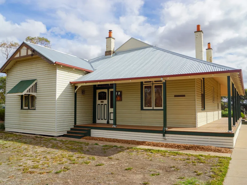 Stunning Home, Fully furnished- Natimuk