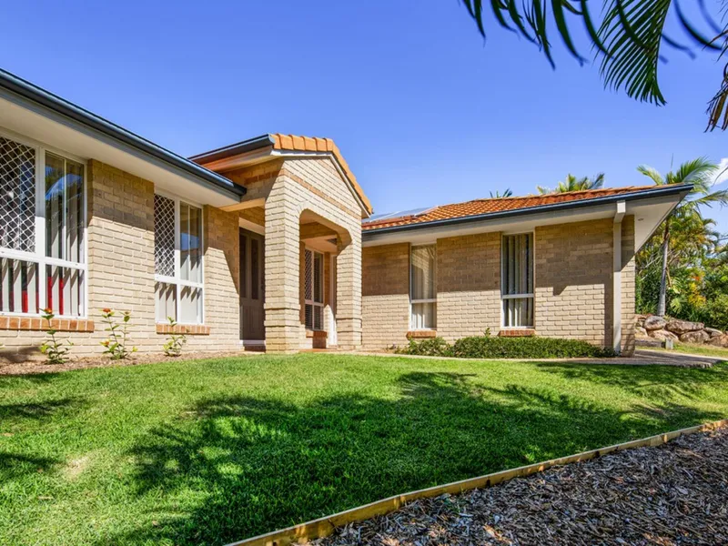 Spacious Family Home!