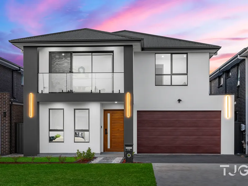 Spectacular Modern Double Storey Home in Marsden Park