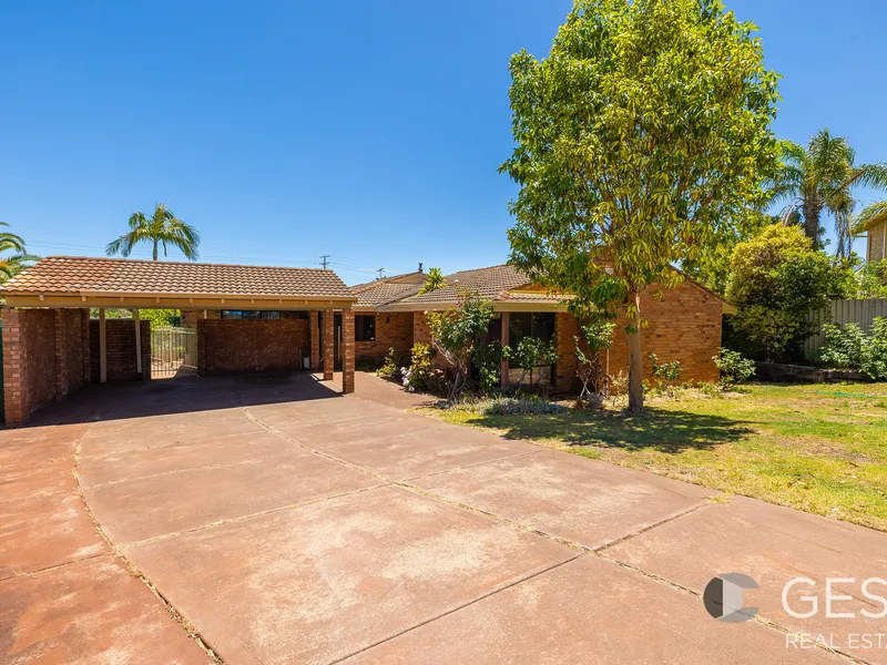 MASSIVE 5x2 FAMILY HOME ON 998SQM OF LAND....