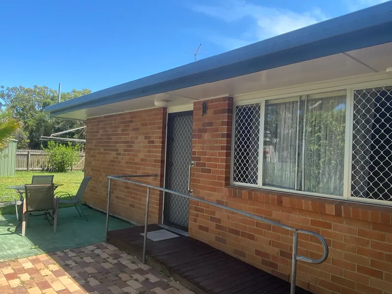 Two Bedroom Unit - Close to Evans River!