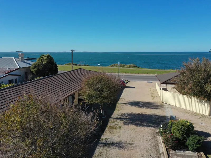 South Facing Unit - Esplande Location