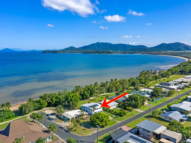IMMACULATE BEACHFRONT HOME KURRIMINE BEACH