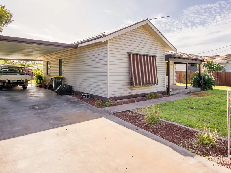 Complete Real Estate - Kim Cawthorne