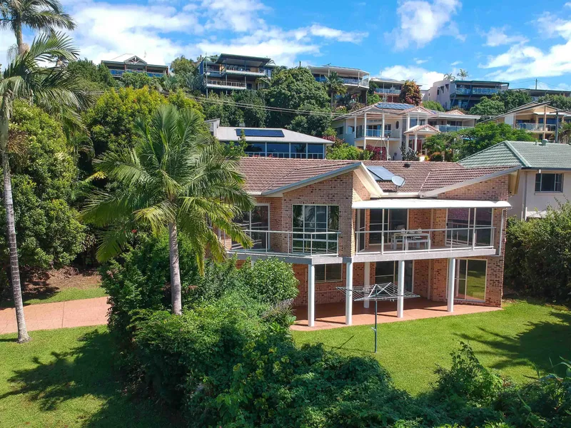 Don’t Settle for Anything Less - Superb Family Home in Buderim
