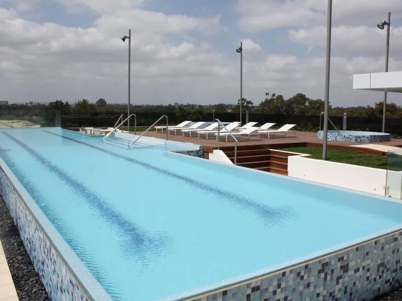 STUDIO APARTMENT WITH APPLIANCES