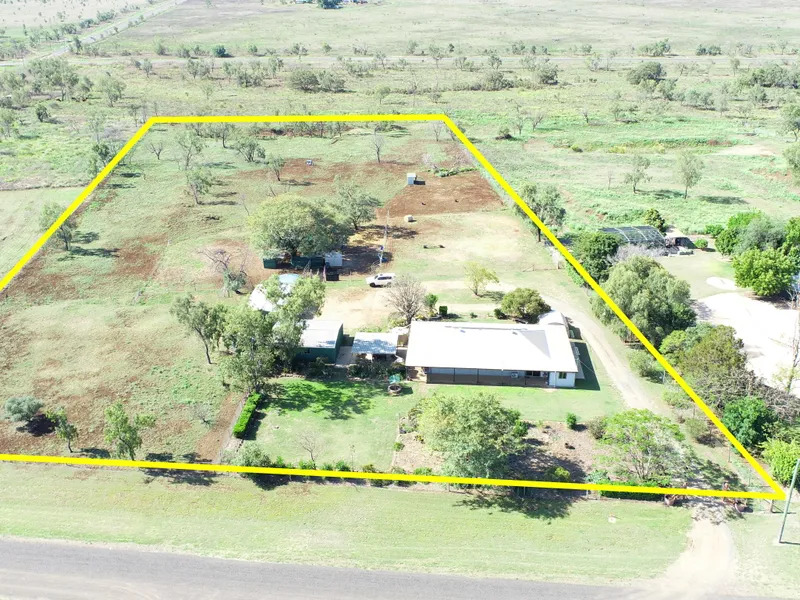 ULTIMATE LIFESTYLE AWAITS