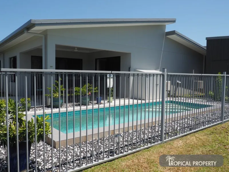 Sun Kissed Style at Wongaling !