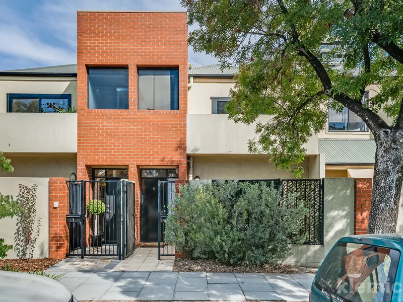 Torrens Titled, three bedroom townhouse in sought after south eastern pocket.