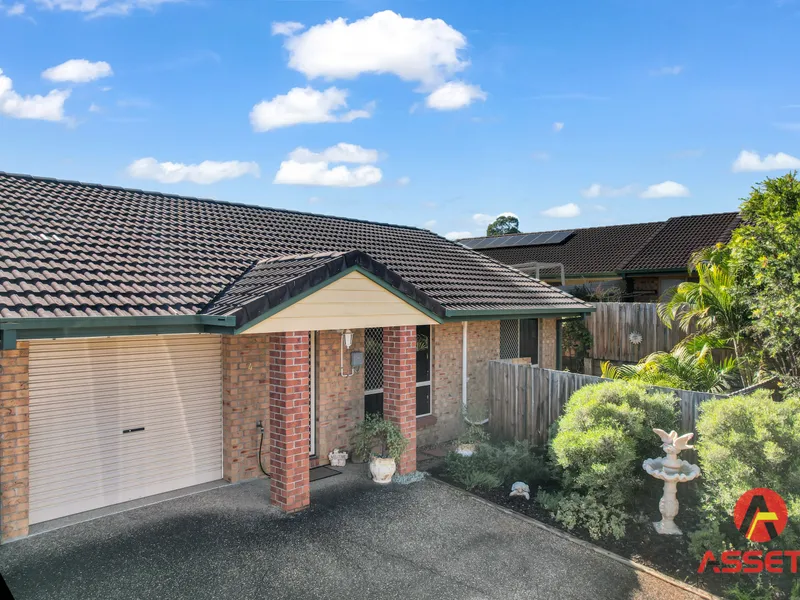 Immaculate 3 Bedroom Unit ...Walking distance to Shopping Village , School & much more In Redbank Plains ...