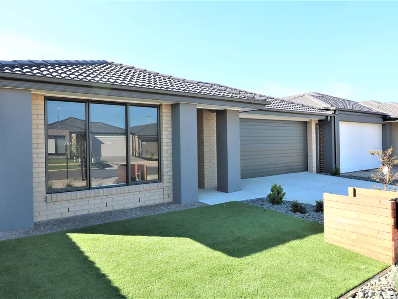 Stunning home with the Coast & City Only a Short Drive Away.