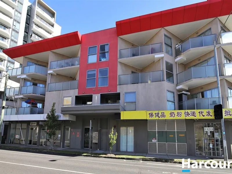 Low maintenance living in prime position!