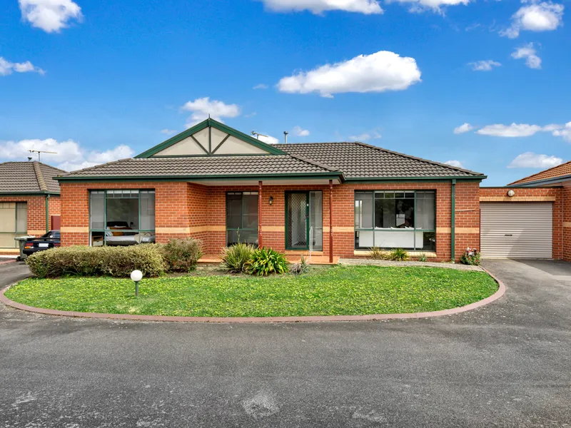 Light Filled Entertainer