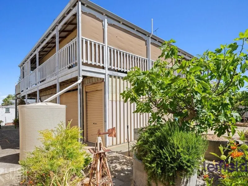 Spacious and Homely 3-Bedroom Rental House in Mandurah - Don't Miss Out!